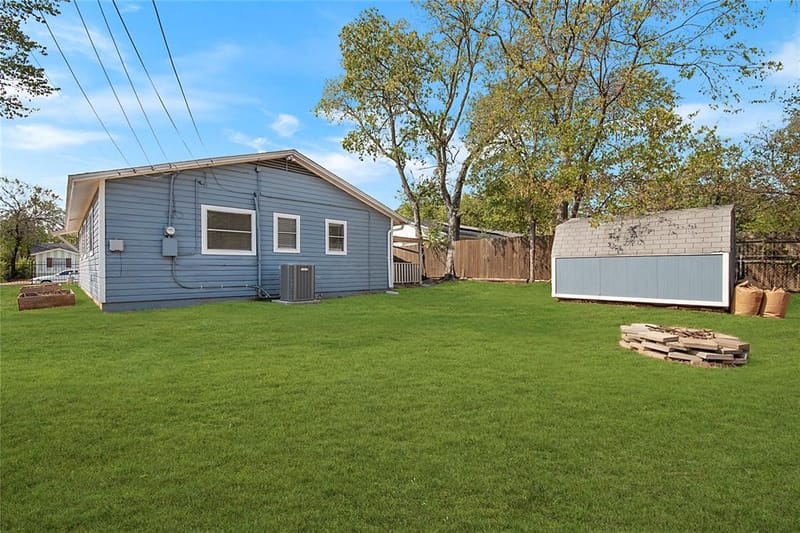 7241 Van Natta Lane, Fort Worth TX 76112 - Photo 27