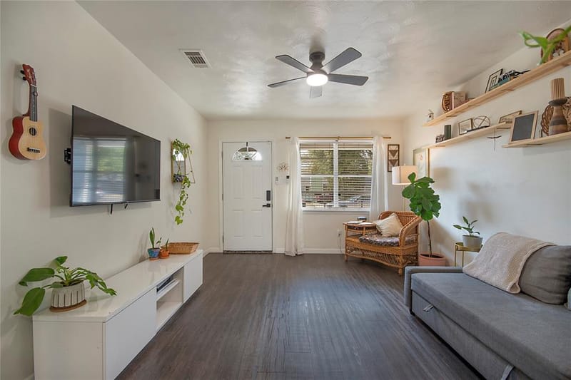 7241 Van Natta Lane, Fort Worth TX 76112 - Photo 8