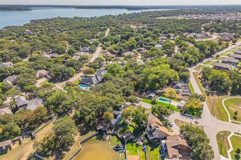 508 Harbor Drive S, Azle TX 76020 - Photo 8