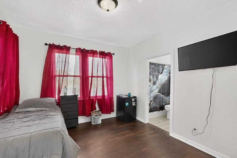 2841 Avenue H, Fort Worth TX 76105 - Photo 36