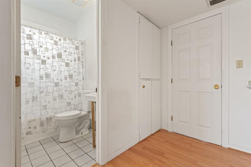 2841 Avenue H, Fort Worth TX 76105 - Photo 11
