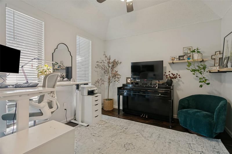 2077 Parkridge Drive, Hurst TX 76054 - Photo 12