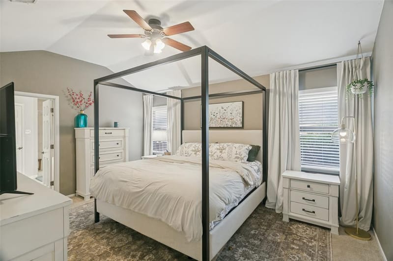 2077 Parkridge Drive, Hurst TX 76054 - Photo 14
