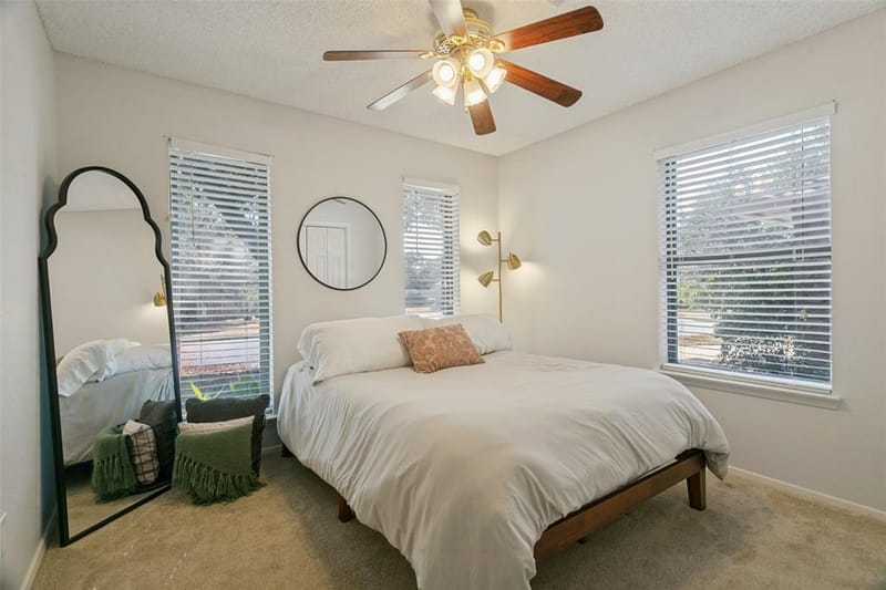 2077 Parkridge Drive, Hurst TX 76054 - Photo 15