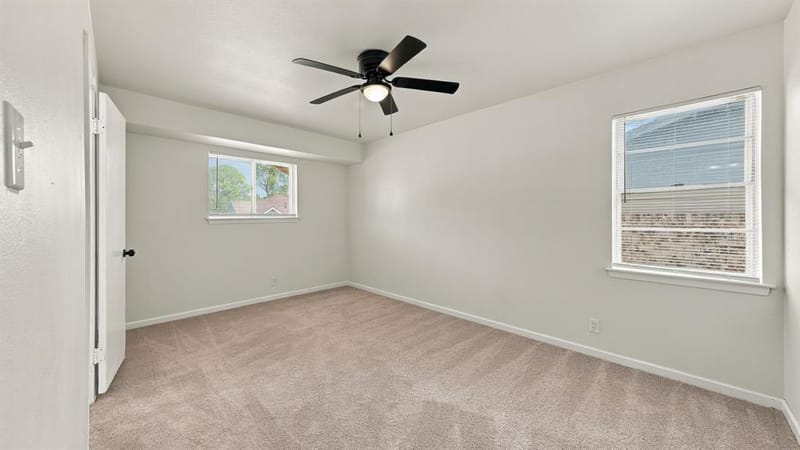 6820 Gary Lane, Fort Worth TX 76112 - Photo 28