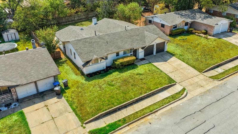 6820 Gary Lane, Fort Worth TX 76112 - Photo 40