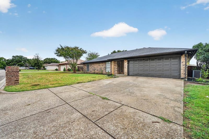 6804 Fair Meadows Drive, North Richland Hills TX 76182 - Photo 2