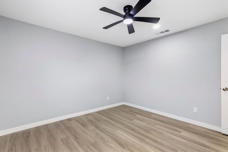 800 Netherland Drive, Arlington TX 76017 - Photo 23