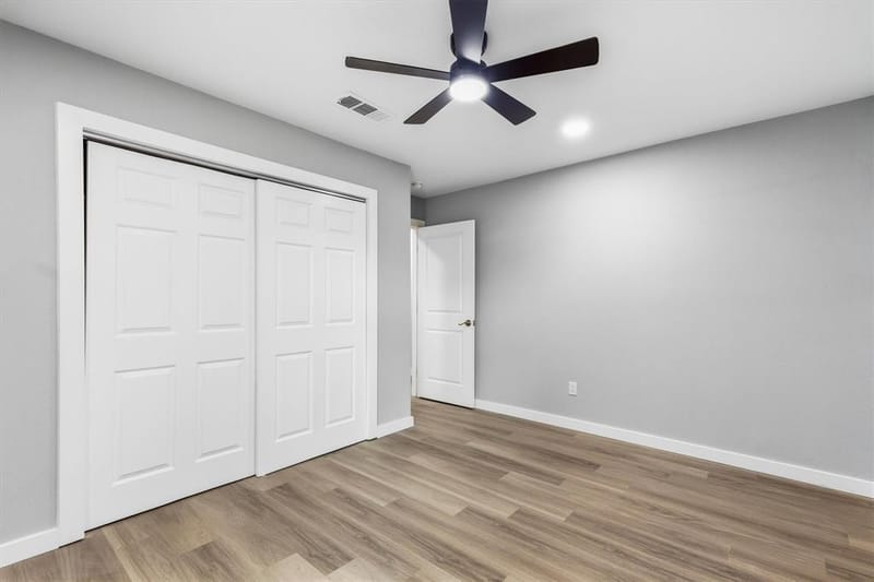 800 Netherland Drive, Arlington TX 76017 - Photo 26