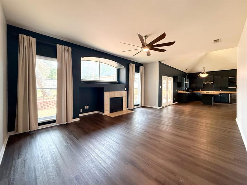 1517 Buena Vista Drive, Denton TX 76210 - Photo 5