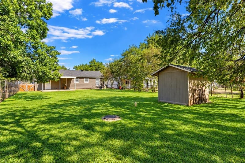 905 S Tyler, McGregor TX 76657 - Photo 22