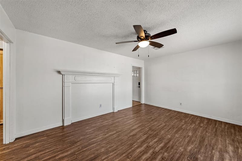 905 S Tyler, McGregor TX 76657 - Photo 4