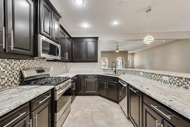 4268 Comanche Drive, Carrollton TX 75010 - Photo 6