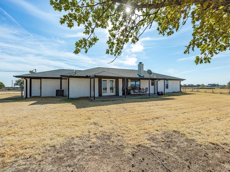 3914 Alamo Road, Bowie TX 76230 - Photo 22