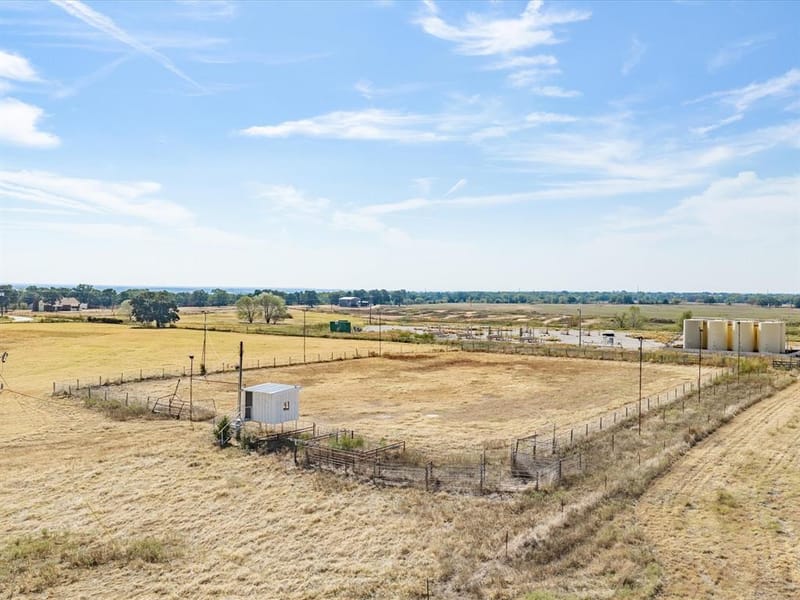 3914 Alamo Road, Bowie TX 76230 - Photo 35
