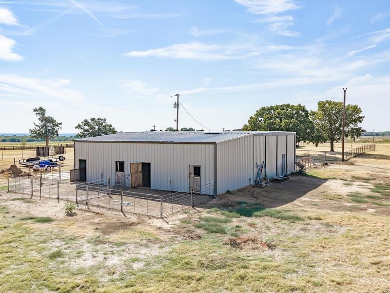 3914 Alamo Road, Bowie TX 76230 - Photo 29