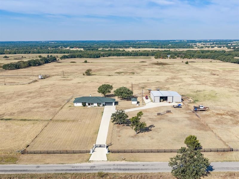 3914 Alamo Road, Bowie TX 76230 - Photo 25