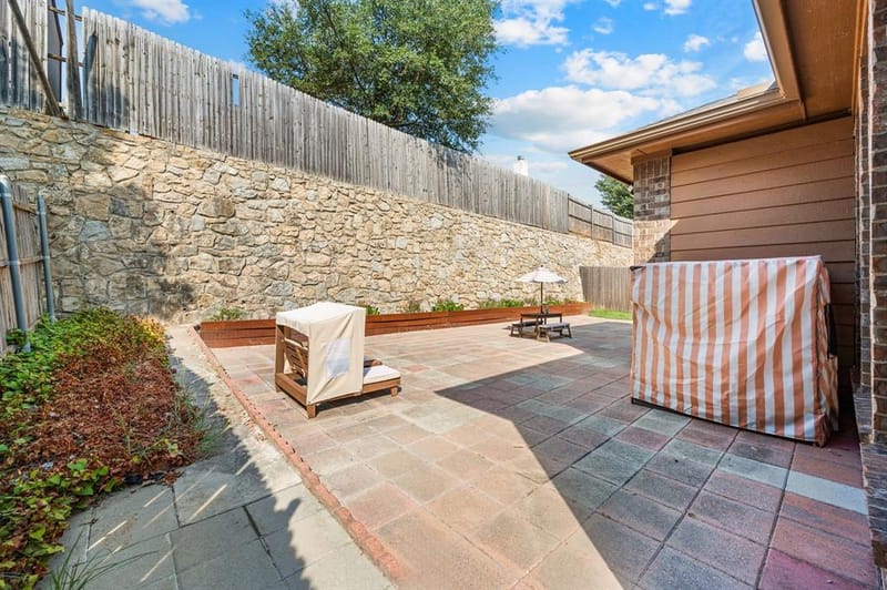 8255 Clarksprings Drive, Dallas TX 75236 - Photo 22