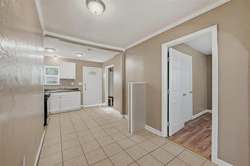 302 W Dexter Street, Sherman TX 75092 - Photo 6