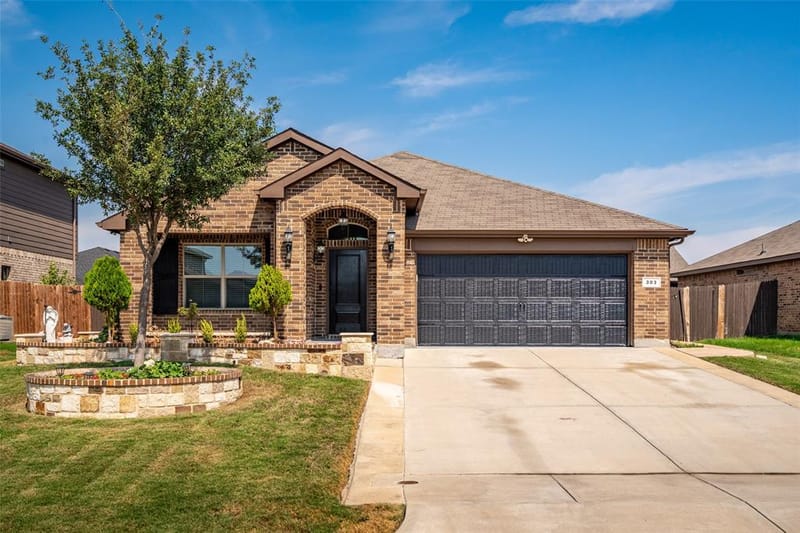 303 Triple Crown Lane, Ponder TX 76259