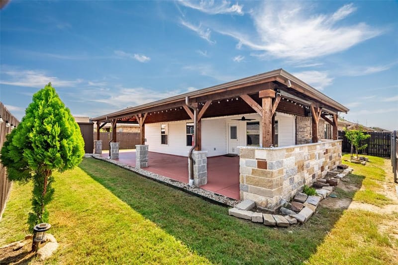 303 Triple Crown Lane, Ponder TX 76259 - Photo 29