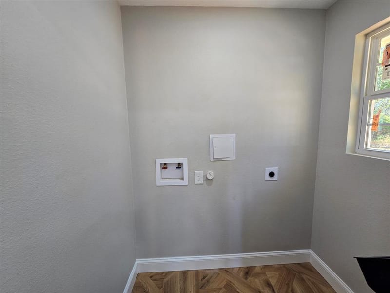1128 W Bullock Street, Denison TX 75020 - Photo 9