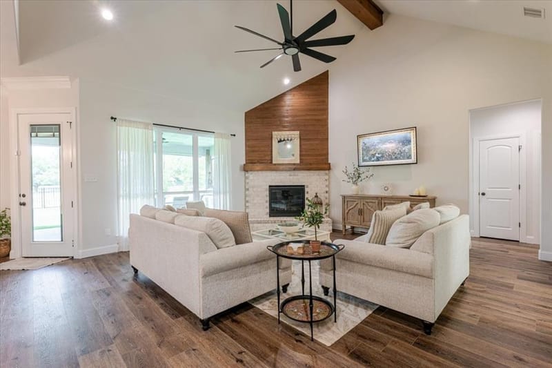 161 Helton Drive, Granbury TX 76049 - Photo 6