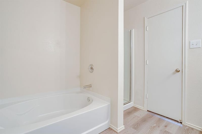 1313 Lauren Drive, Burleson TX 76028 - Photo 27