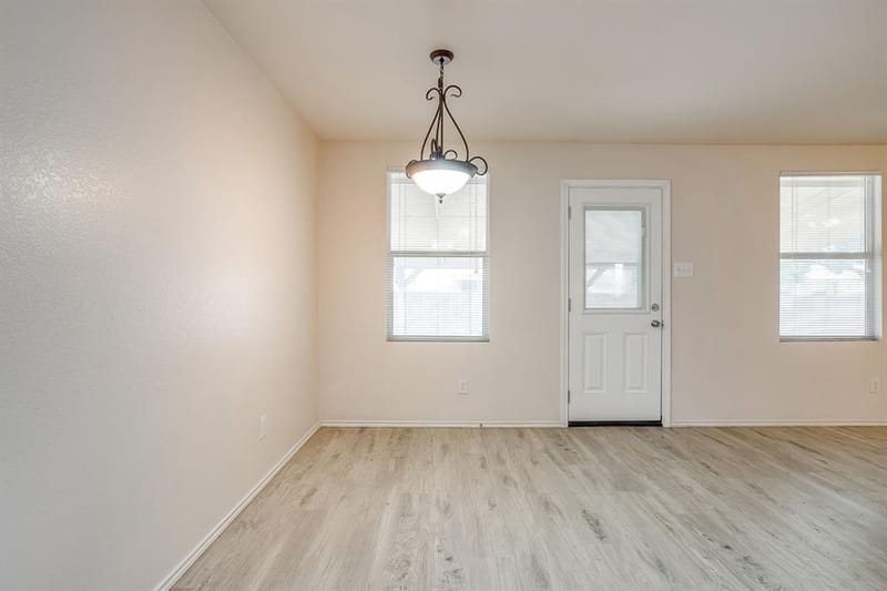 1313 Lauren Drive, Burleson TX 76028 - Photo 16