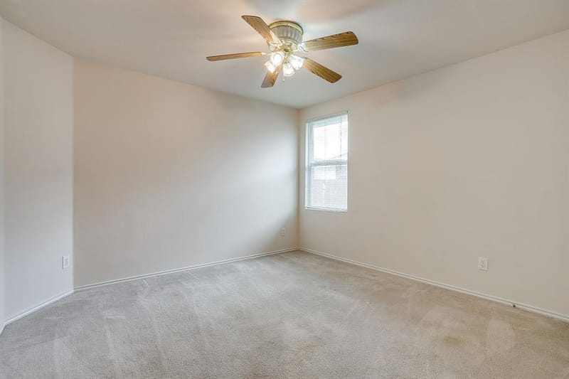 1313 Lauren Drive, Burleson TX 76028 - Photo 28