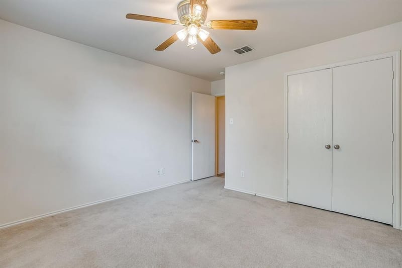 1313 Lauren Drive, Burleson TX 76028 - Photo 33