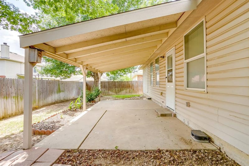 1313 Lauren Drive, Burleson TX 76028 - Photo 35