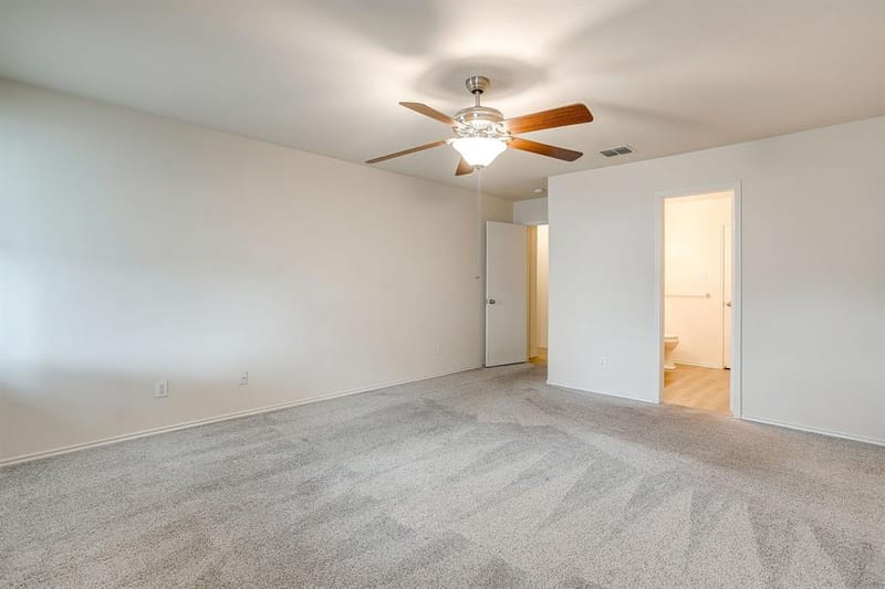 1313 Lauren Drive, Burleson TX 76028 - Photo 25