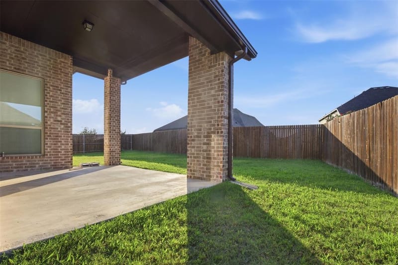 208 Sequoia Drive, Forney TX 75126 - Photo 37