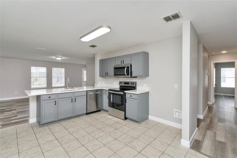 829 Santa Rosa Drive, Fort Worth TX 76052 - Photo 10