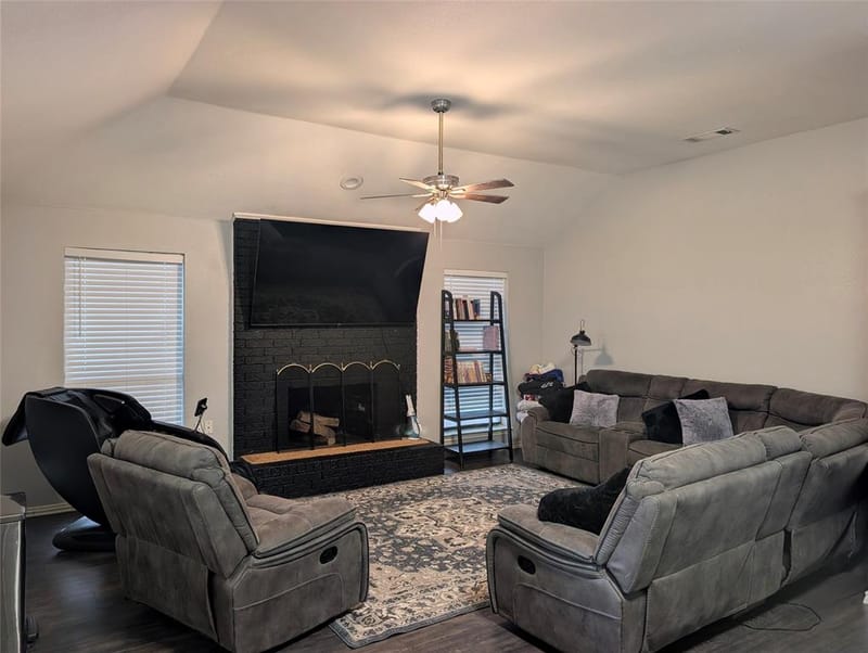 127 Pecan Grove, Lancaster TX 75146 - Photo 15