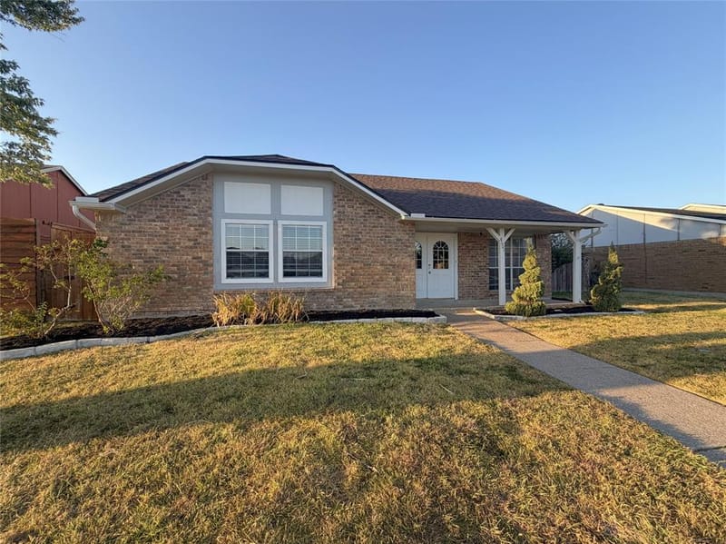 8601 Woodside Road, Rowlett TX 75088