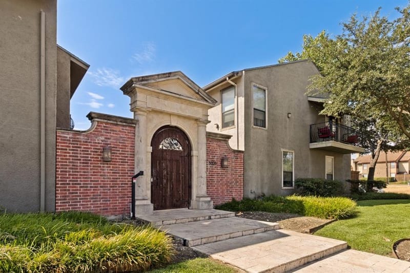 5806 Birchbrook Drive # 210, Dallas TX 75206 - Photo 3