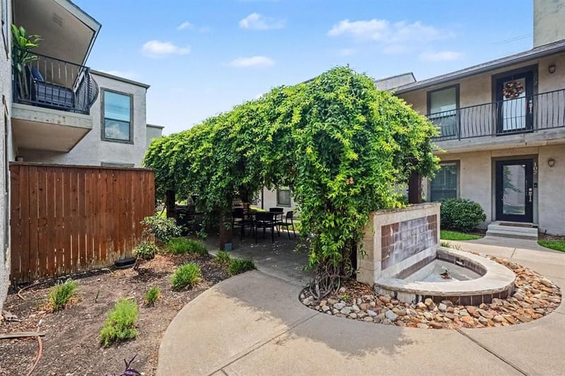 5806 Birchbrook Drive # 210, Dallas TX 75206 - Photo 14