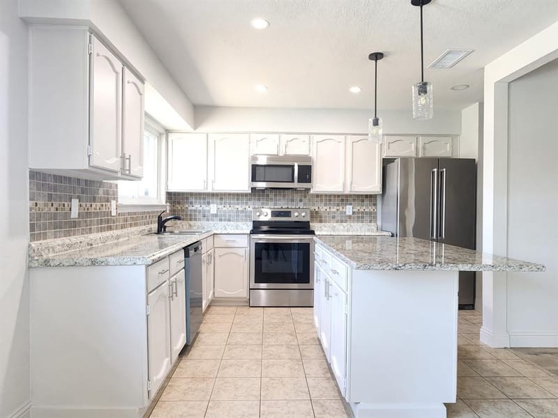 5300 Queenlily Court, Arlington TX 76018 - Photo 13