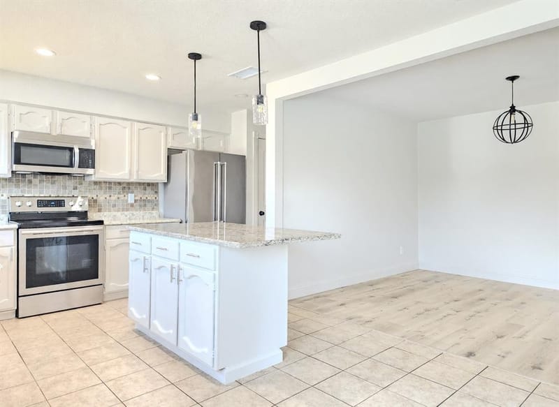 5300 Queenlily Court, Arlington TX 76018 - Photo 14