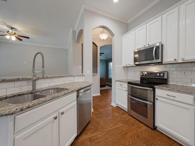 7505 Shasta Drive, McKinney TX 75071 - Photo 8