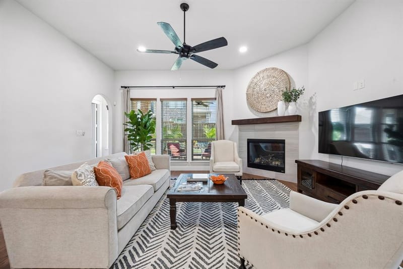 732 Thoroughbred Avenue, Frisco TX 75036 - Photo 10