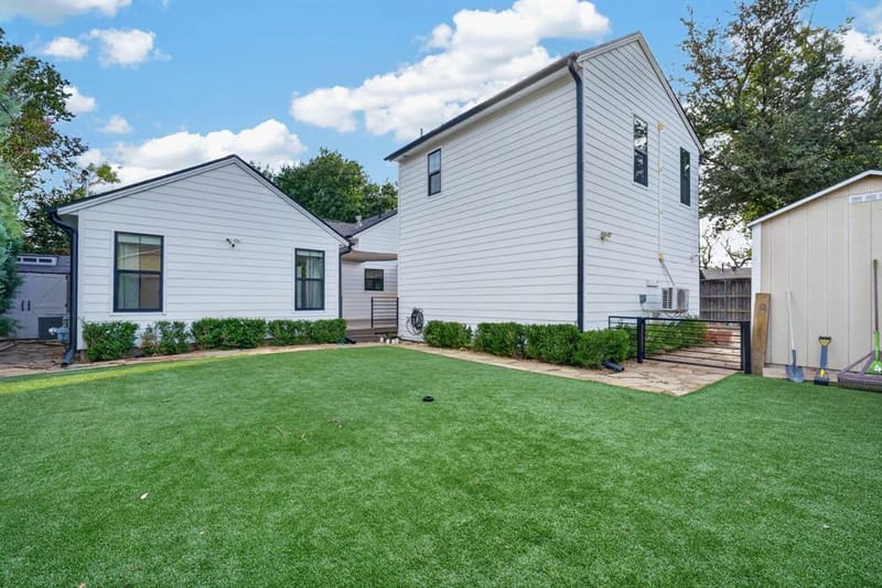 3911 Highgrove Drive, Dallas TX 75220 - Photo 34