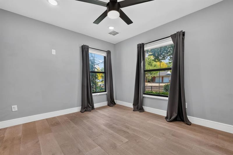 3911 Highgrove Drive, Dallas TX 75220 - Photo 25