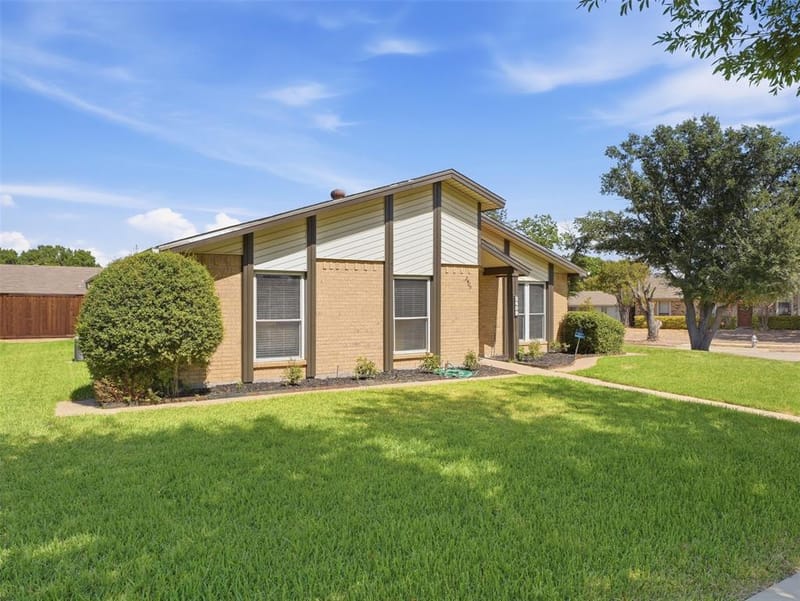 2409 Raintree Drive, Plano TX 75074 - Photo 2