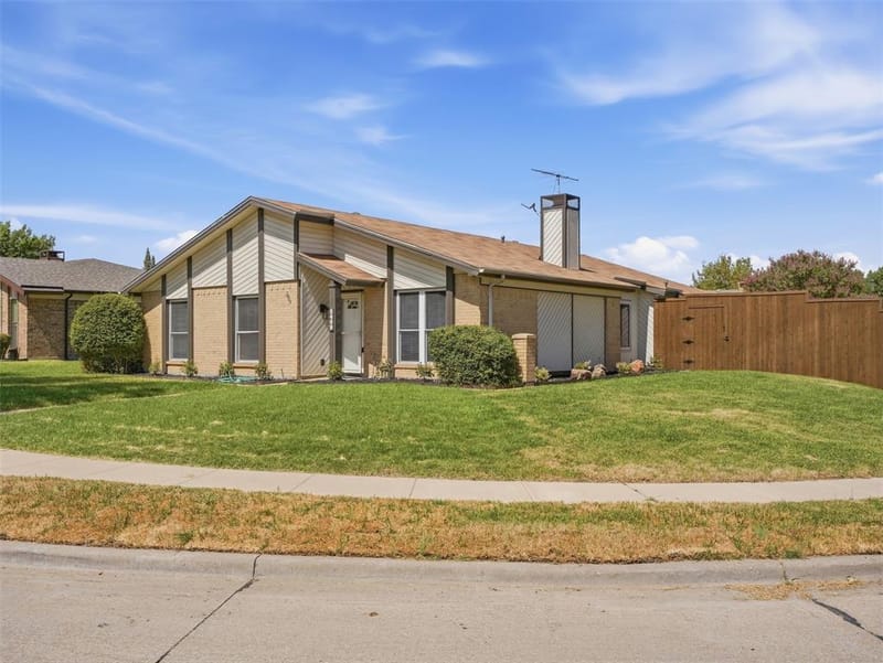 2409 Raintree Drive, Plano TX 75074 - Photo 3