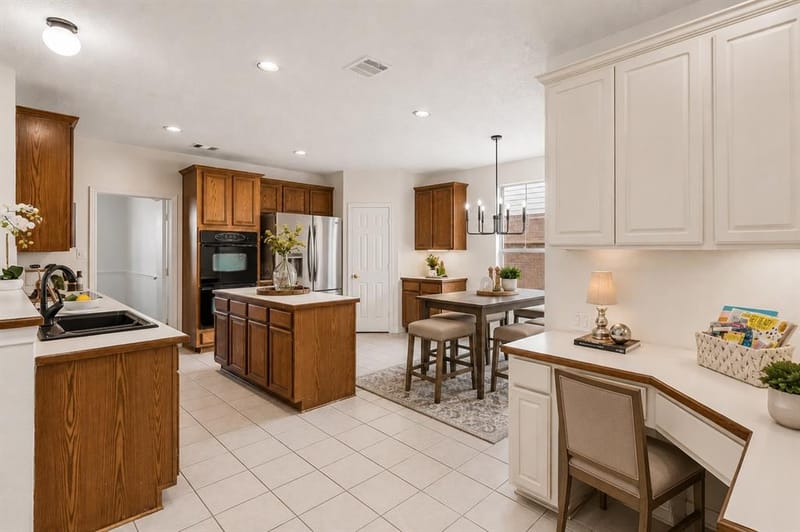 8121 Skyridge Drive, Plano TX 75025 - Photo 10
