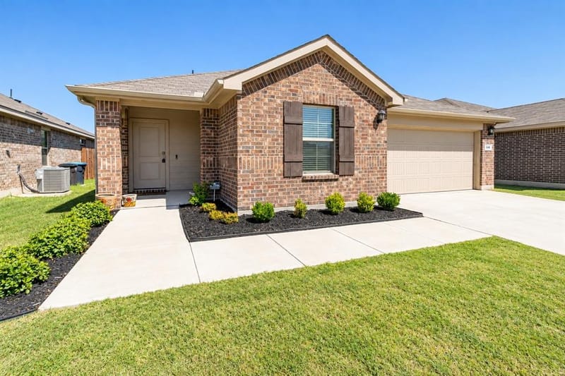 616 Sand Point Drive, Fort Worth TX 76131 - Photo 2