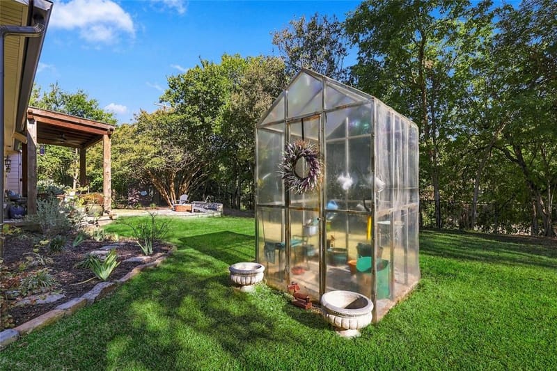 9807 Redondo Drive, Dallas TX 75218 - Photo 36